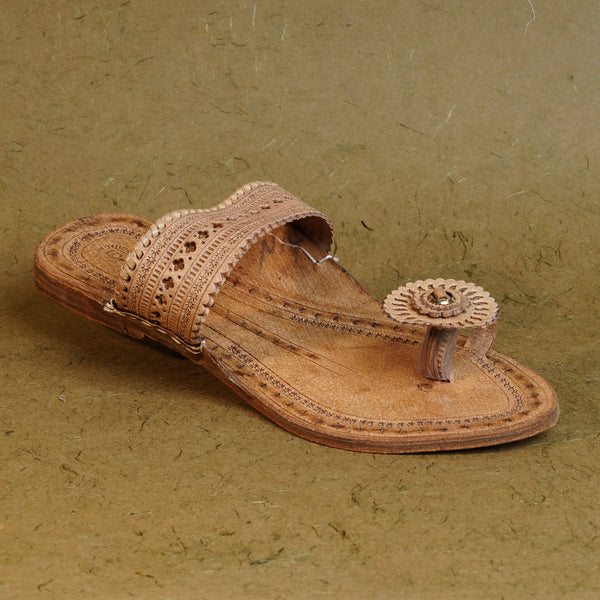 Ladies Angatha Pattha Kolhapuri Chappal